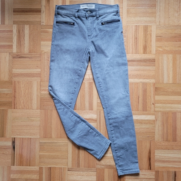 True Skinny Ankle Jeans Grey - Picture 2 of 4